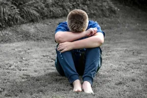Impotencja u młodych mężczyzn – przyczyny, leczenie i wpływ na życie osobiste